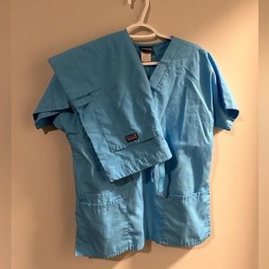 Chereokee Scrub top and bottom set
